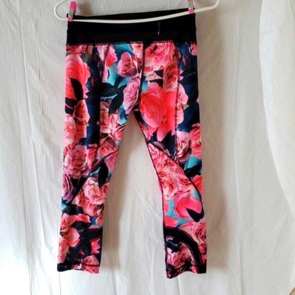 lululemon athletica Pants - Lululemon Secret Garden Run Inspire Crop Leggings size 4